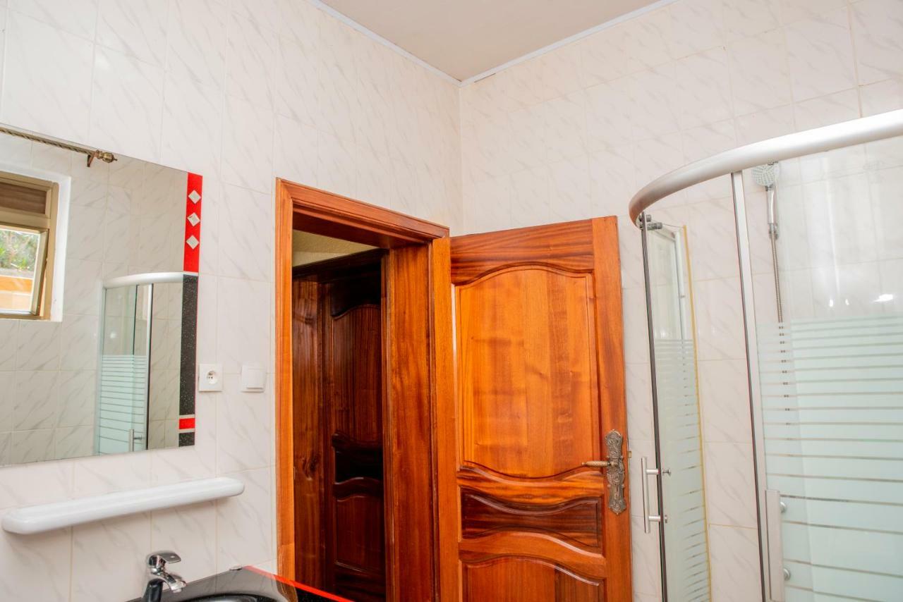 Kigali Castle Hostel Ngoại thất bức ảnh