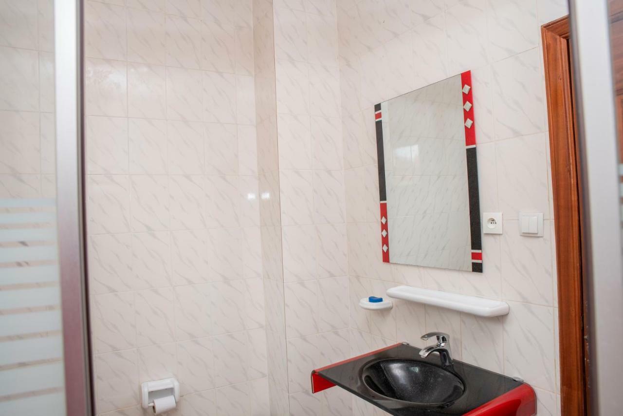 Kigali Castle Hostel Ngoại thất bức ảnh