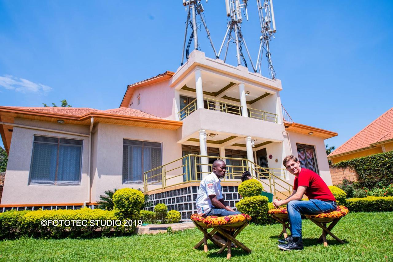 Kigali Castle Hostel Ngoại thất bức ảnh