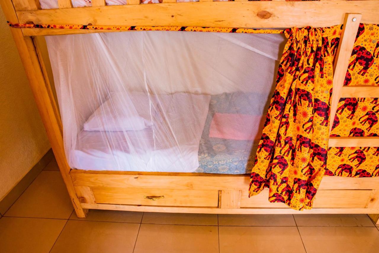 Kigali Castle Hostel Ngoại thất bức ảnh